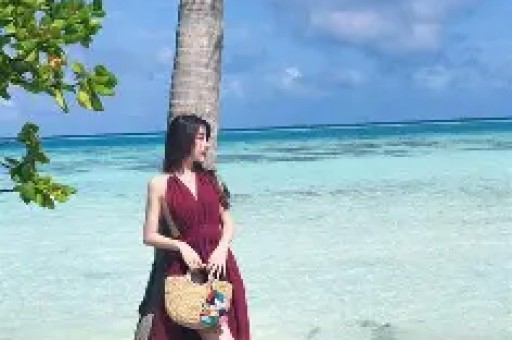 薛之谦人设崩塌！尿壶摆拍被官媒痛批过往黑料全被扒光